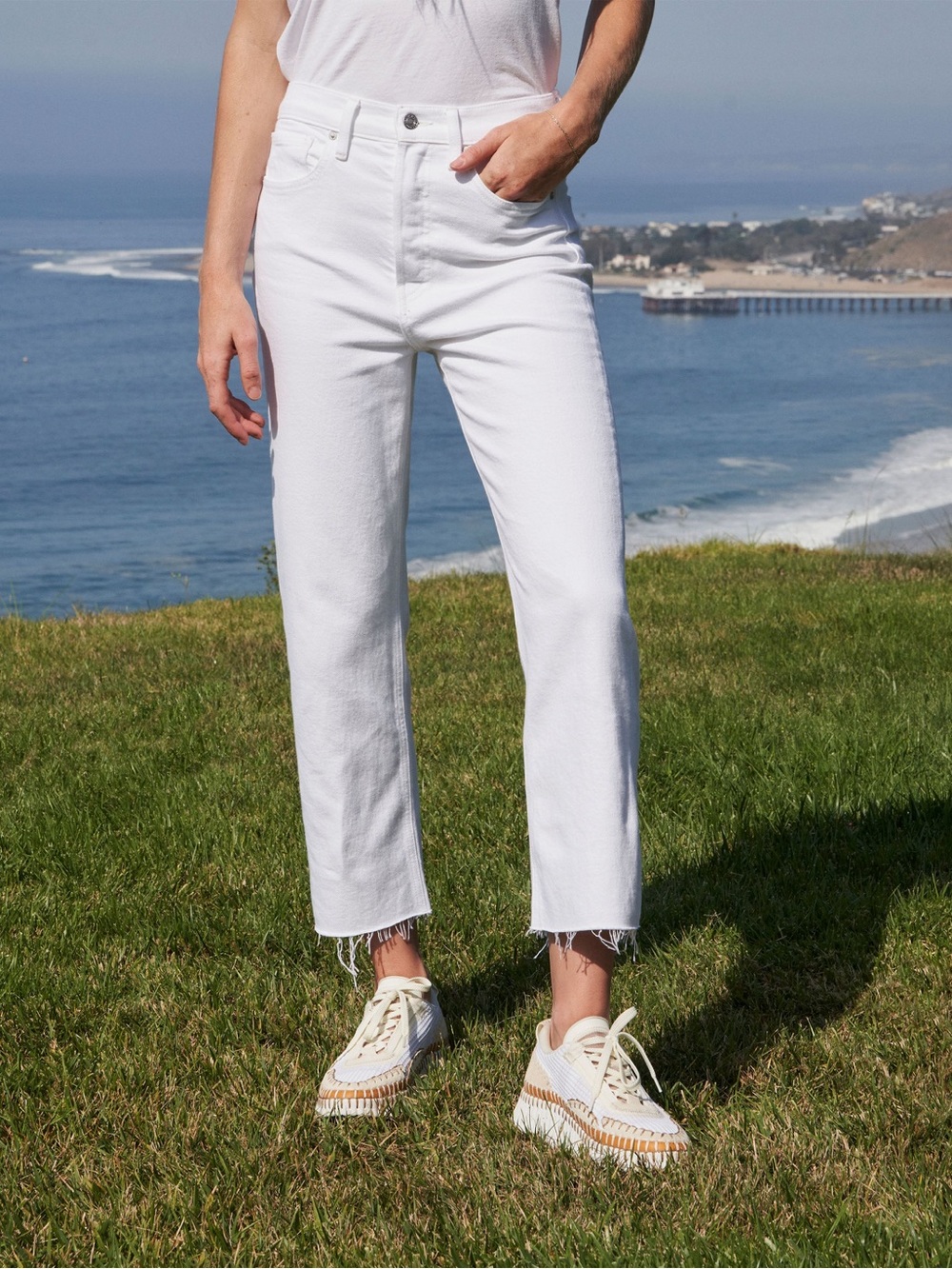 Frank & Eileen MONAGHAN off White, Italian Vintage Denim Mom Jean size 28